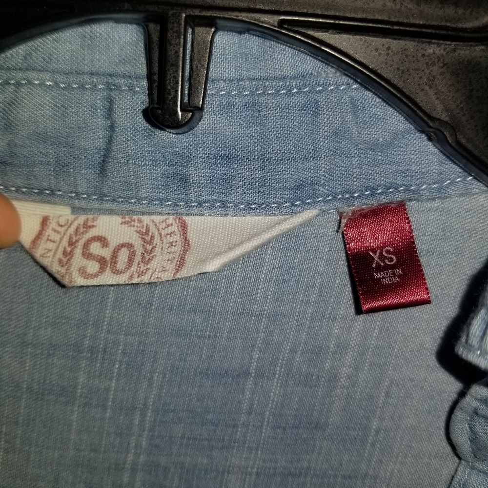 Shirt - Picture 3 of 3